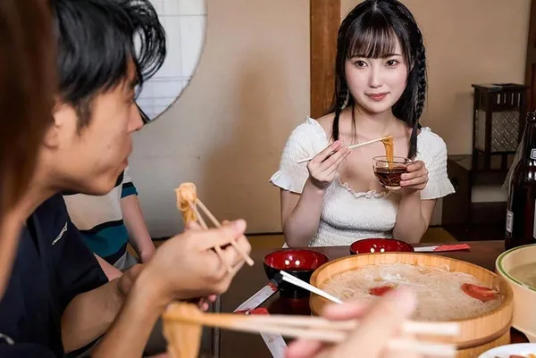 phim sex gái nga thủ dâm Gặp lại em họ trong kỳ nghỉ hè, em ấy đã trưởng thành và “dâm vl”